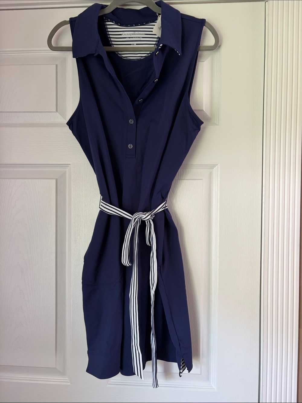Final sale nwt-Tommy Bahama Navy Sleeveless Polo Dress with Striped Tie Belt